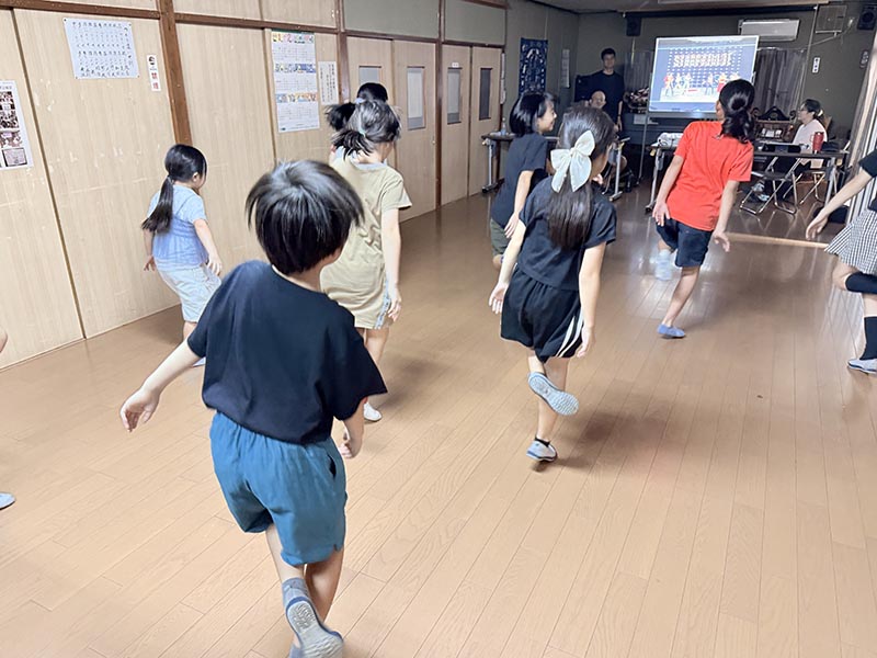日進町3丁目自治会こども未来部 夏休みの宿題&盆踊り練習